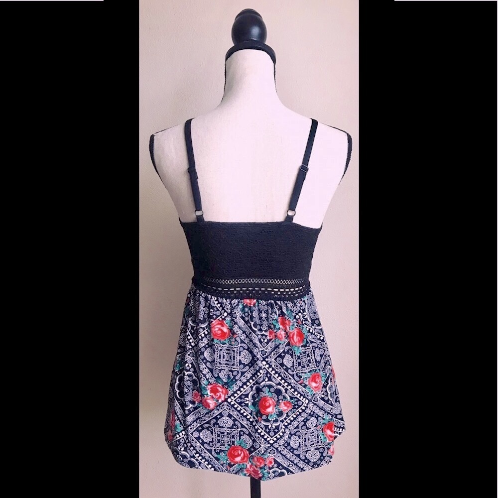 Black & Red Floral Babydoll Top w/ Black Lace Bust & Empire Waist, Sz. XS - Picture 3 of 3